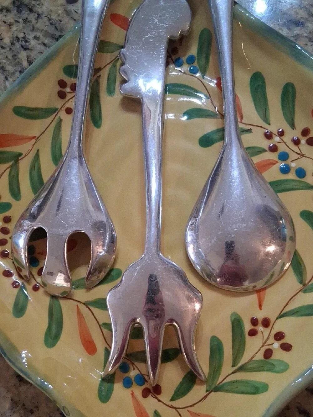 Vintage Mariposa 1994/1998 Ocean Sculpted Theme Salad Servers. 11